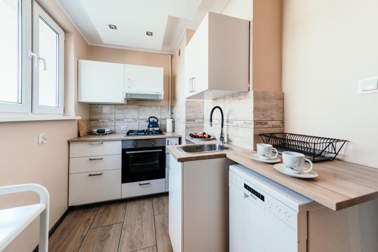 Spacious 3 Bedroom Apartament Near Olivia Business Center グダニスク エクステリア 写真