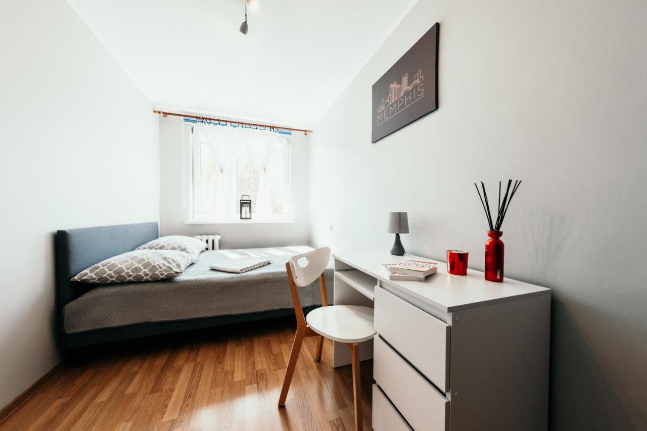 Spacious 3 Bedroom Apartament Near Olivia Business Center グダニスク エクステリア 写真